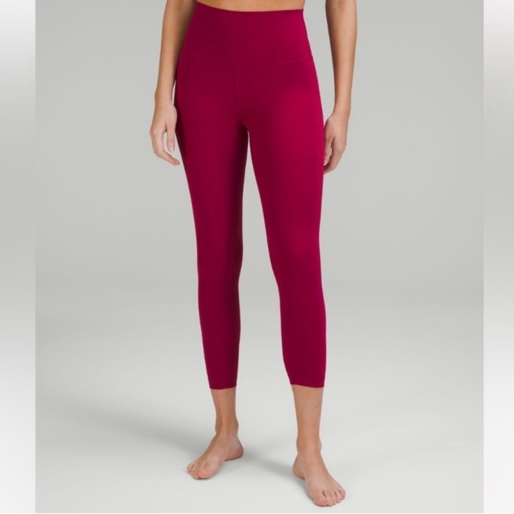 Lululemon Fast and Free High Rise Crop 23 in